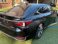 Gebraucht Lexus ES300H 178 PS (130 kW) 2021 Schwarz Limousine