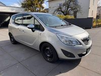Gebraucht Opel Meriva Active 140 PS (102 kW) 2013 Silber Van / Kleinbus