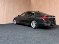 Gebraucht BMW 740L Executive 320 PS (235 kW) 2018 Grau Limousine