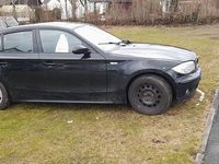 Gebraucht BMW 116 122 PS (89 kW) 2007 Schwarz Kleinwagen