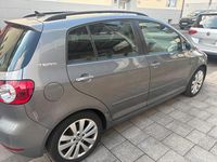 Gebraucht VW Golf VI 105 PS (77 kW) 2010 Grau Kleinwagen