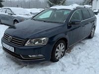 Gebraucht VW Passat Highline 160 PS (117 kW) 2013 Blau Kombi