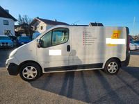 Gebraucht Renault Trafic 114 PS (83 kW) 2011 Weiß Van / Kleinbus