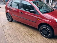 Gebraucht Ford Fiesta 69 PS (50 kW) 2003 Rot Kleinwagen
