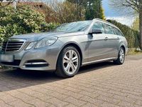 Second-hand Mercedes E250 204 CP (150 kW) 2012 Gri Break