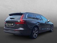 Gebraucht Volvo V60 145 PS (106 kW) 2025 Kombi