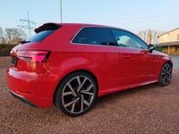 Gebraucht Audi A3 S-Line 150 PS (110 kW) 2017 Rot Limousine