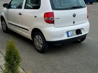 Gebraucht VW Fox 54 PS (39 kW) 2009 Weiß Kleinwagen