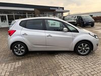 Gebraucht Hyundai ix20 YES! 90 PS (66 kW) 2017 Platinum silver Kleinwagen