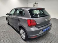 Gebraucht VW Polo 110 PS (80 kW) 2015 Grau Kleinwagen