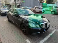 Gebraucht Mercedes E200 190 PS (139 kW) 2011 Schwarz Limousine