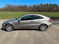 Gebraucht Mercedes C220 150 PS (110 kW) 2003 Grau Coupé