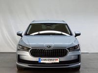 Używany Skoda Superb Selection 110 KM (80 kW) 2025 Srebrny Kombi