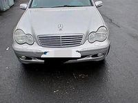 Gebraucht Mercedes C240 Elegance 170 PS (125 kW) 2001 Silber Limousine