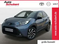 Neu Toyota Aygo X 72 PS (52 kW) 2026 1k3)/ black mica (209) (grau SUV