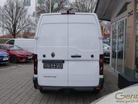 Gebraucht Renault Master Komfort 150 PS (110 kW) 2023 Mineralweiß Van / Kleinbus