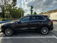 Gebraucht Porsche Cayenne Diesel 262 PS (192 kW) 2015 Schwarz SUV
