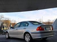 Gebraucht BMW 325 192 PS (141 kW) 2004 Silber Limousine