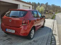 Gebraucht Dacia Sandero 73 PS (53 kW) 2017 Rot Limousine