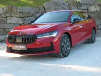 Gebraucht Skoda Superb SportLine 204 PS (150 kW) 2025 Chilirot metallic Kombi