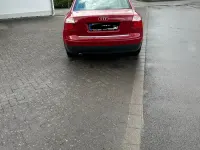Gebraucht Audi A4 131 PS (96 kW) 2002 Rot Limousine