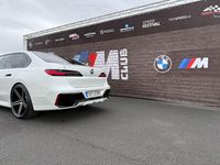 Gebraucht BMW 740 M Sport 299 PS (219 kW) 2023 Weiß Limousine