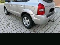 Gebraucht Hyundai Tucson 140 PS (102 kW) 2006 Silber SUV