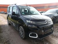 Gebraucht Citroën Berlingo Feel 131 PS (96 kW) 2018 Onyx schwarz metallic Van / Kleinbus