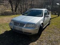 Second-hand VW Bora 150 CP (110 kW) 2003 Argintiu Berlinǎ