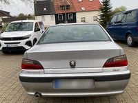 Gebraucht Peugeot 406 90 PS (66 kW) 1998 Silber Limousine