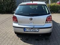 Gebraucht VW Polo Comfortline 75 PS (55 kW) 2009 Silber Kleinwagen