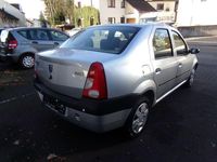 Gebraucht Dacia Logan Lauréate 75 PS (55 kW) 2008 Silber Limousine