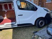 Gebraucht Opel Vivaro 120 PS (88 kW) 2016 Weiß Van / Kleinbus