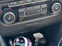 Gebraucht VW Golf VI Match 104 PS (76 kW) 2012 Weiß Kleinwagen