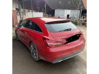 Gebraucht Mercedes 200 136 PS (100 kW) 2018 Rot Limousine