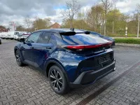 Neu Toyota C-HR 197 PS (144 kW) 2025 Grün SUV