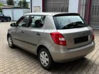 Gebraucht Skoda Fabia 60 PS (44 kW) 2011 Braun Kleinwagen