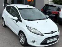 Gebraucht Ford Fiesta Champions Edition 60 PS (44 kW) 2012 Weiß Kleinwagen
