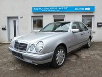 Gebraucht Mercedes E280 193 PS (141 kW) 1996 Silber Limousine
