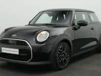 Usado Mini Cooper Favoured 156 HP (114 kW) 2024 Preto Citadino
