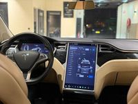 Second-hand Tesla Model X 311 kW (423 CP) 2016 Negru SUV