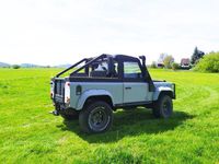 Gebraucht Land Rover Defender 122 PS (89 kW) 2002 Schwarz Kombi