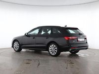 Gebraucht Audi A4 Advanced 163 PS (119 kW) 2022 Schwarz Kombi