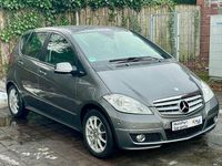 Gebraucht Mercedes A180 Avantgarde 116 PS (85 kW) 2009 Grau Limousine