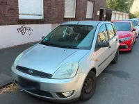 Gebraucht Ford Fiesta 90 PS (66 kW) 2002 Silber Kleinwagen