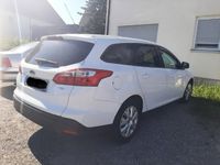 Gebraucht Ford Focus 116 PS (85 kW) 2014 Weiß Kombi
