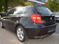 Second-hand BMW 118 Advantage 143 CP (105 kW) 2009 Negru Hatchback