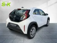 Gebraucht Toyota Aygo X Play 72 PS (52 kW) 2022 Weiß SUV