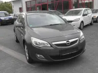Gebraucht Opel Astra 120 PS (88 kW) 2012 Grau Kombi