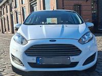 Gebraucht Ford Fiesta SYNC Edition 101 PS (74 kW) 2014 Weiß Kleinwagen